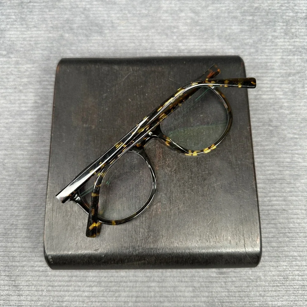 Warby Parker Gillian M 302 Tortoise Shell Y2K Eyeglasses Frames 52-20-145 Unisex